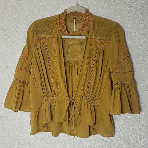 Free People Mustard Crop Top Tie Front 3/4 Bell Sleeves Lace Mesh Cotton Size S - Picture 3 of 16